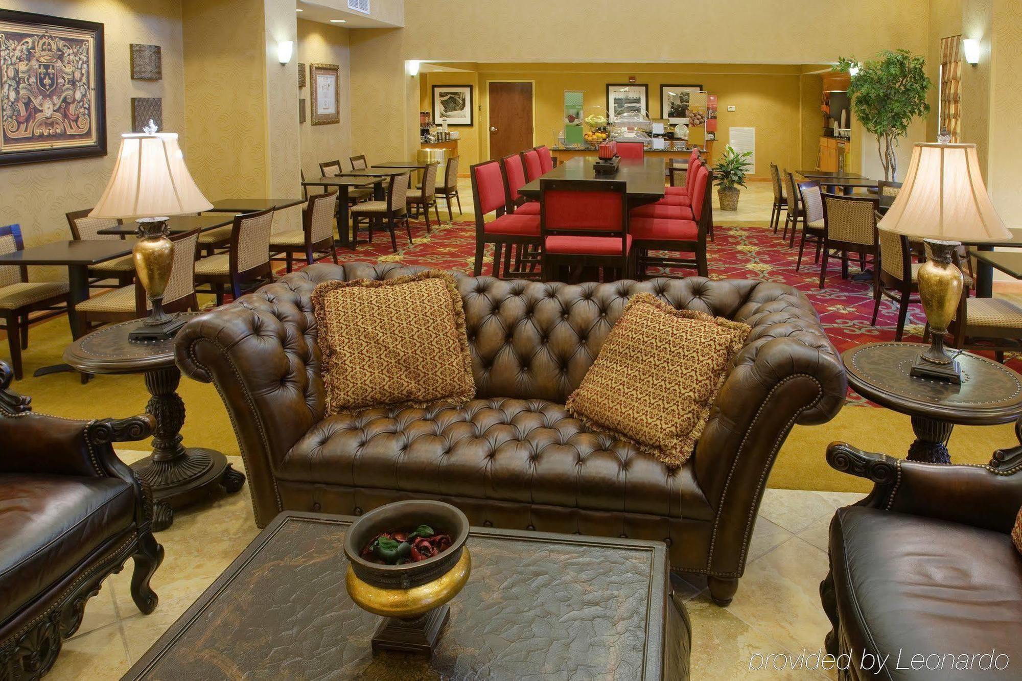 Hotel Hampton &